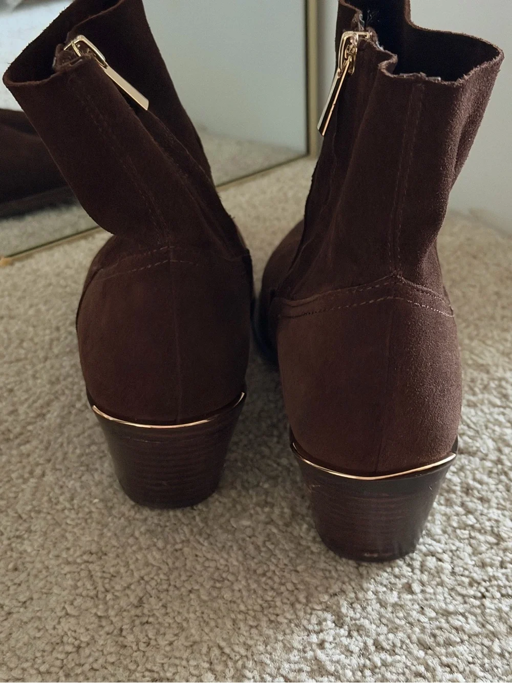 Steve Madden Chocolate Brown Suede Ankle Booties with Gold Zip Accent Size 8